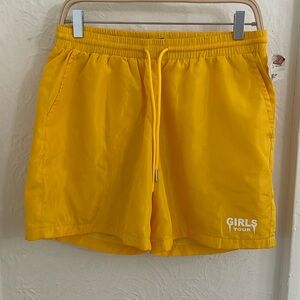 SORELLA Men's OG Girls Tour Yellow Nylon Shorts Size M